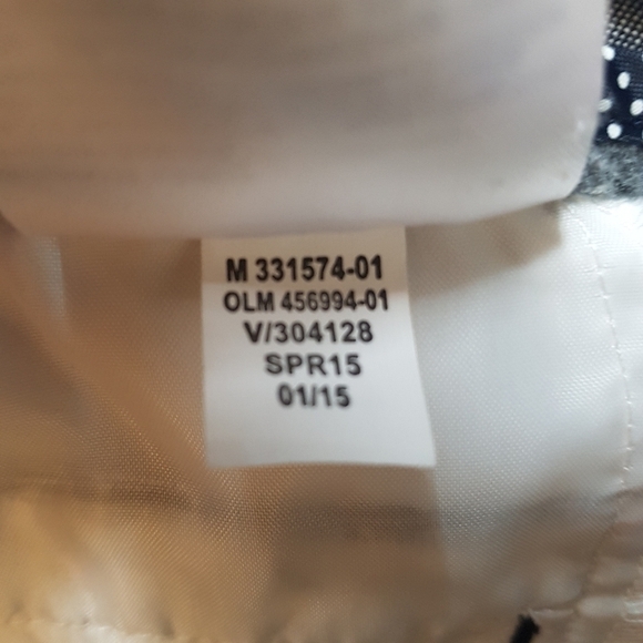 Banana Republic Hampton Fit Cherry Print Shorts - Picture 10 of 11